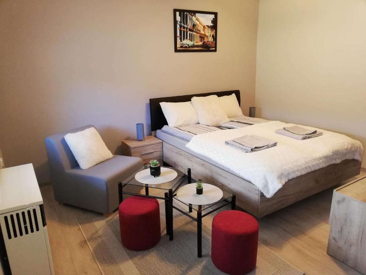 D&D Studio Apartment Subotica Eksteriør bilde